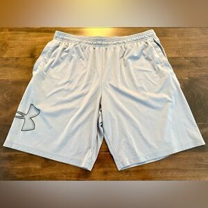 🌟 Men’s XL Under Armour Light Silver Gray Shorts